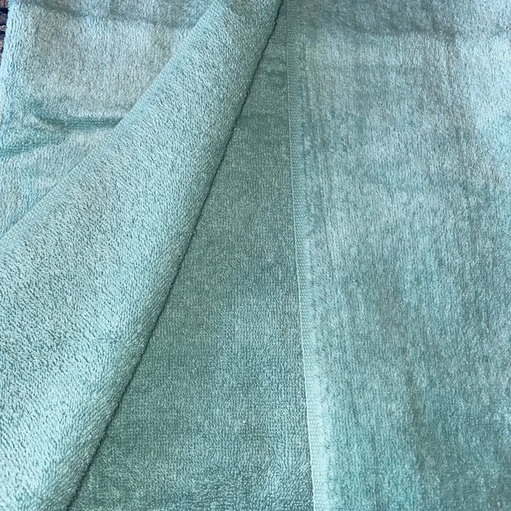 Vintage 1985 Martex Trousseau Nautilus Shell cotton‎ Bath Towel Blue Made in USA